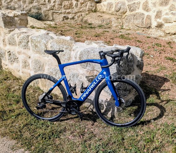 Vend vélo neuf pinarello electrique nitro e7