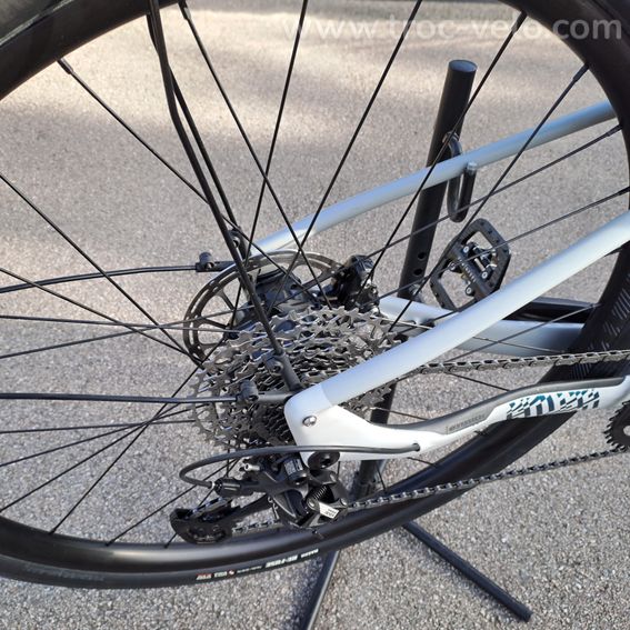 VAE GRAVEL Mondraker DUSTY X 2025  Taille L - de 300 km  État neuf  - 7
