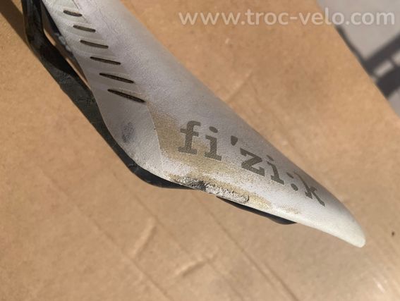 Selle Fizik Arione rails carbone - 6