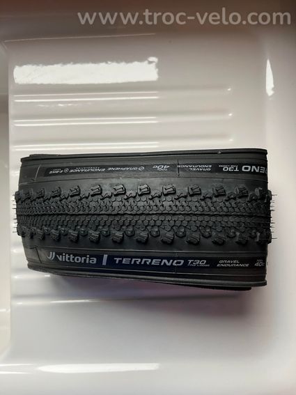 Pneus Vittoria Terrano T30 en 40 - 3