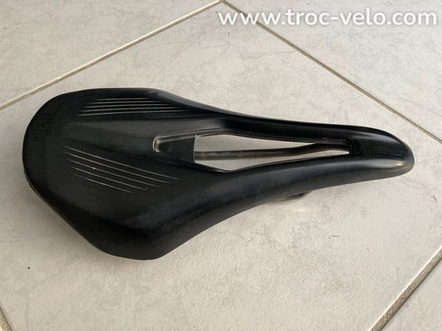 Selle FIZIK - 1