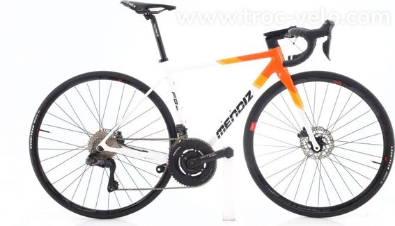 Produit Reconditionne Mendiz F8 Sl Di2 12v Blanc Velo De Route Tres Bon Etat