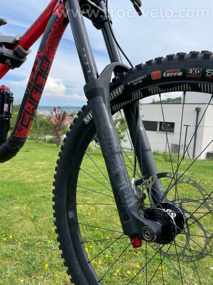 VTT Radon Swoop 200 9.0 - 7