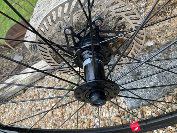 Roues FULCRUM RACING 900 DISC (+ pneus tubeless) NEUVES -50% - 9
