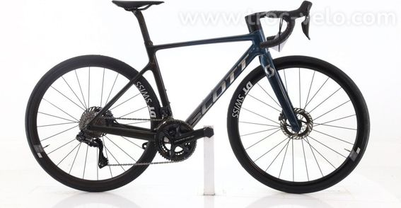 Produit Reconditionne Scott Addict Pro Di2 12v Noir Velo De Route Tres Bon Etat
