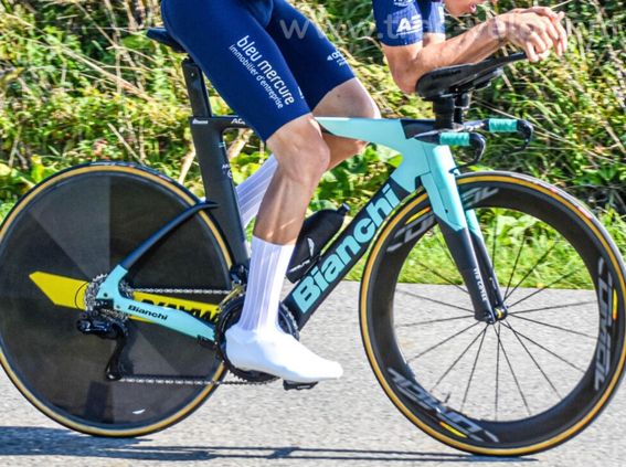 Vélo contre la montre Bianchi Aquila - 2