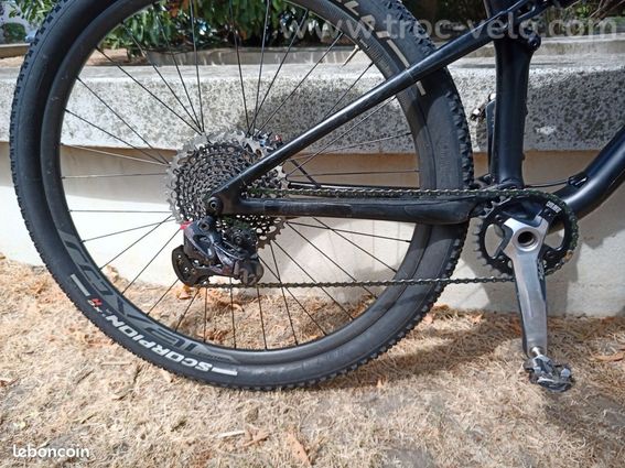 vtt specialized 29 carbone  epic sworks taille M - 5