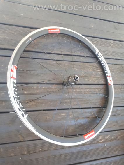 Roue Carbone vision 700C – Frein sur jante – QR – Bon état - 4