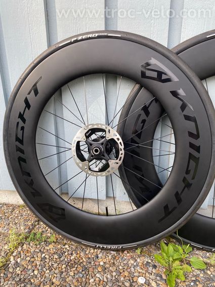 Roues carbone : KNIGHT 95 NEUVES - 3