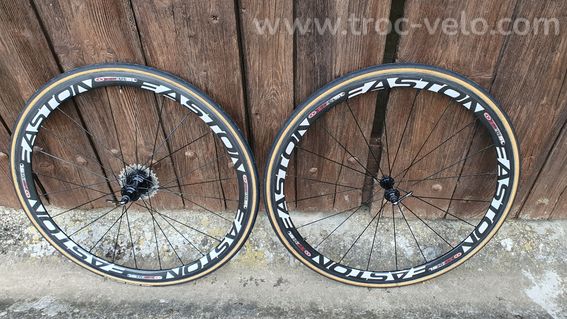 ROUE MONTAGE ARTISANAL  - 4