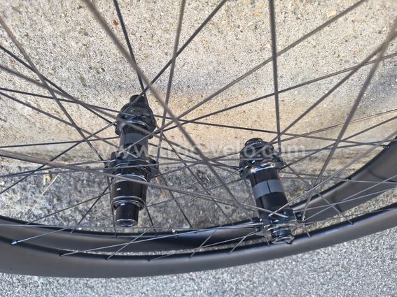 Roues Bontrager Aeolus Pro 51 TLR Carbon Disc - 3