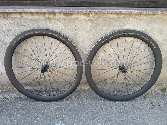 Roues Bontrager Aeolus Pro 51 TLR Carbon Disc - 4