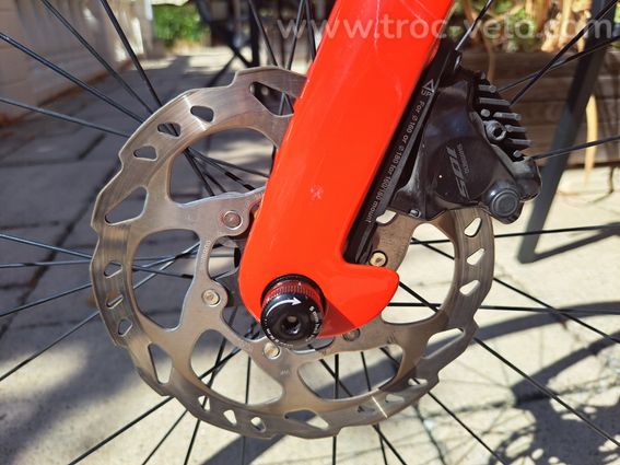 Pinarello F1 carbon Formula Red RS171 shimano 105 12V Taille 51,5 - 9