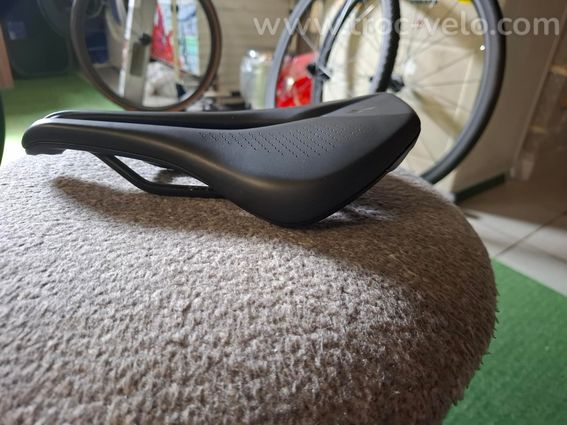 Selle Specialized Power Expert rails titane 143mm comme neuve - 3