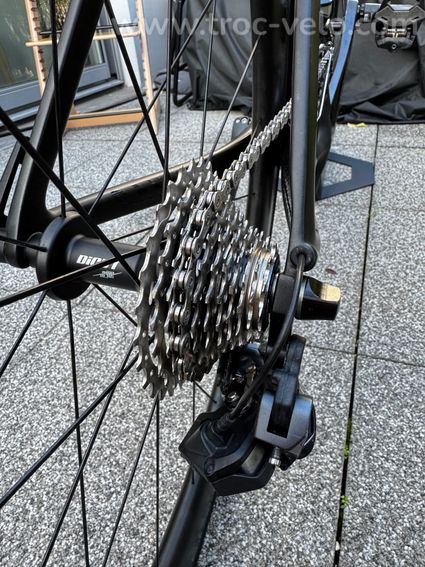 Canyon Aeroad CF SL 8.0 Di2 Stealth 2019 - 9
