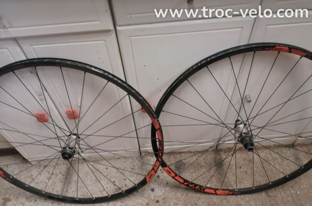 Roues dtswiss 29 boost ktm team  - 2