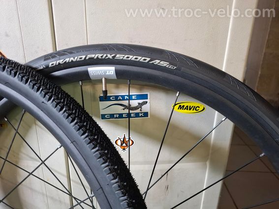 Roues DT PR1400 25 alu moyeux Dicut - 4