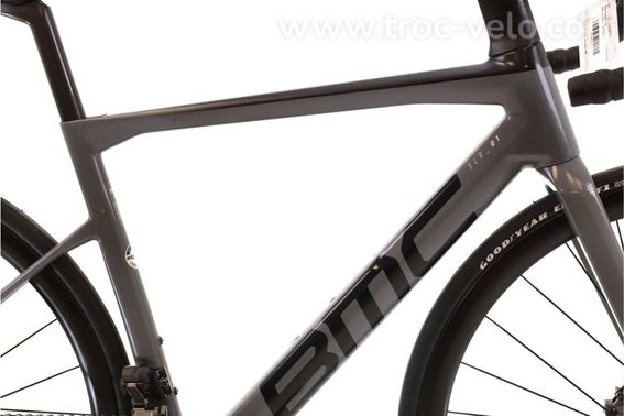 Produit Reconditionne    Bmc Slr 01 Five Di2 12v    Gris   Velo De Route   Tres Bon Etat - 2