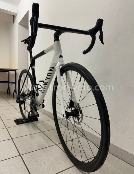 Canyon Ultimate CF SL 7 AXS de 2024