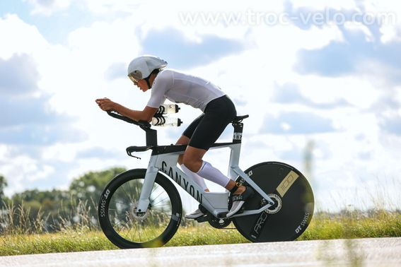 Canyon Speedmax CF SLX 8 DI2 - 2