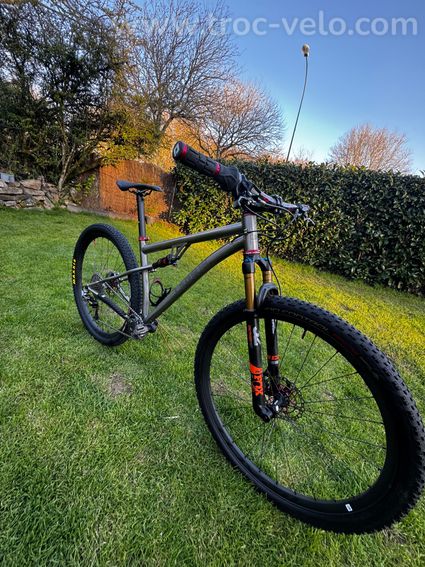 Vtt Léon semita
