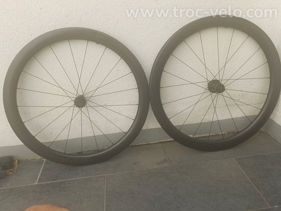 Roue carbone Newmen Advanced A50