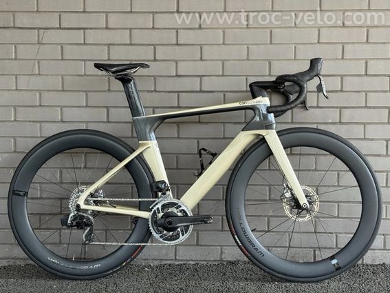 Vélo de route Cannondale SystemSix Hi-MOD très bon état Année 2022