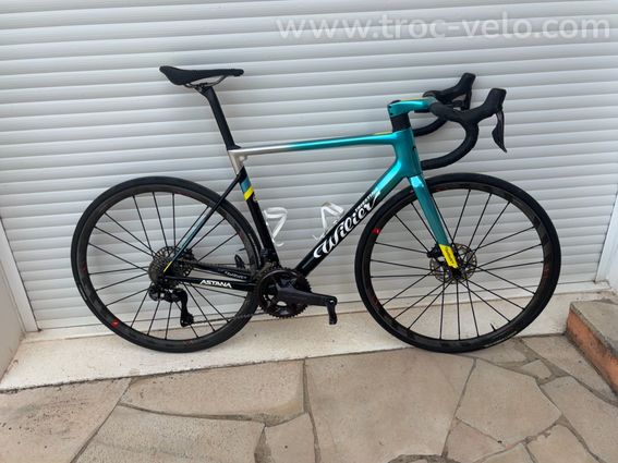 Vends velo course