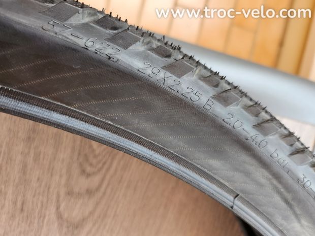 2 Pneus schwalbe hurricane VAE - 1