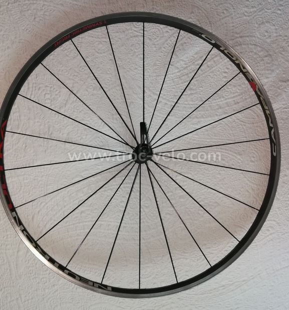 ROUE AVANT CAMPAGNOLO NEUTRON - 2