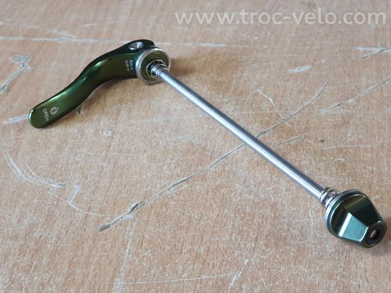 Blocage de roue arrière VTT 135mm axe titane Salsa Flip-Off vert - 4