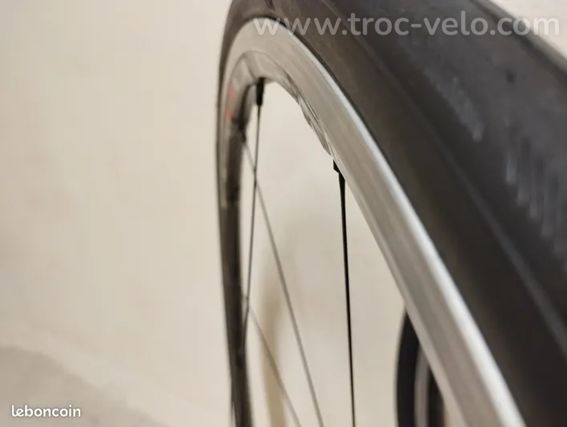Roues carbone Shimano rs80 c24 à pneus, vélo route course - 4