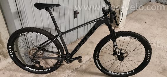 Vend trek caliber neuf