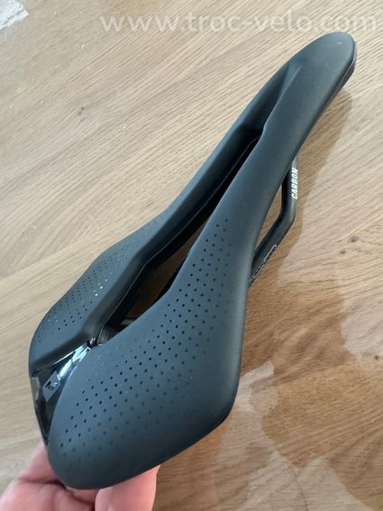 Selle MASSI REAPER CARBON 144mm  NEUVE -55% - 3