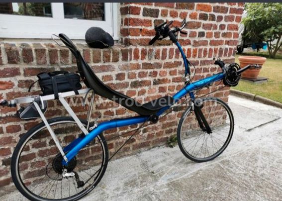 Vélo couché à assistance électrique