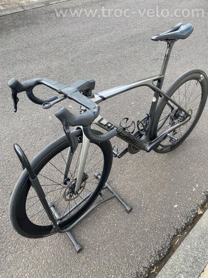Lapierre Xelius SL 5.0 Di2 (2023) – Roues DT Swiss ARC 1400 - 6