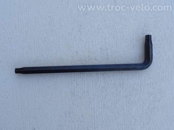Outil clé longue coudée TORX T30 acier de qualité neuve - 6
