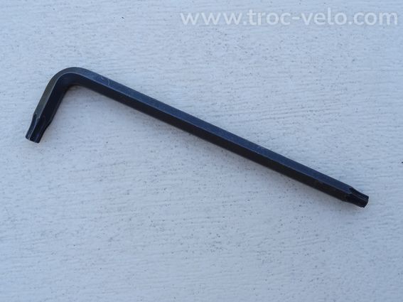Outil clé longue coudée TORX T30 acier de qualité neuve - 7