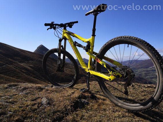 VTT All Mountain LAPIERRE Zesty AM 427