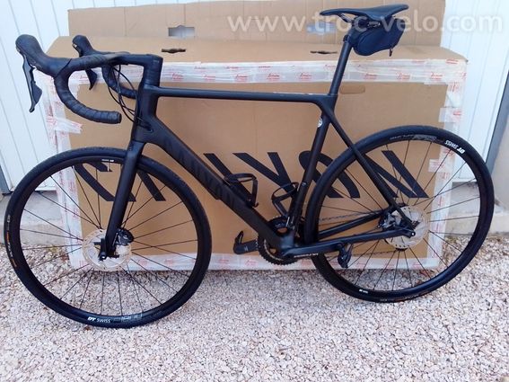Canyon Ultimate CF SL 8 Disc - 2