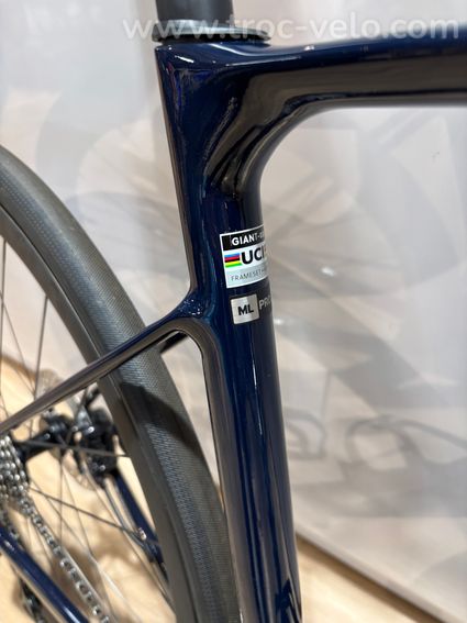 Giant Defy Pro 0 - 3