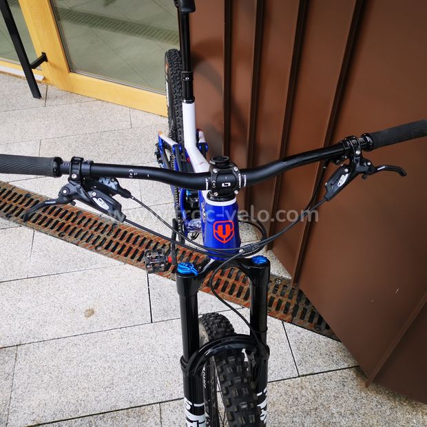 Mondraker foxy R carbon 160mm - 5