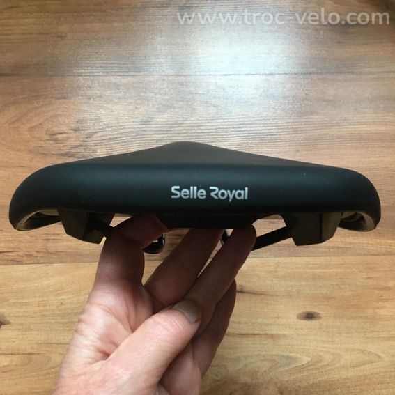 Lot cintre potence poignées selle Fahrrad / VSF Fahrradmanufaktur T500 NEUFS - 7