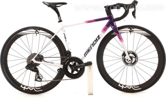 Produit Reconditionne Mendiz F8 Sl Di2 12v Blanc Velo De Route Tres Bon Etat