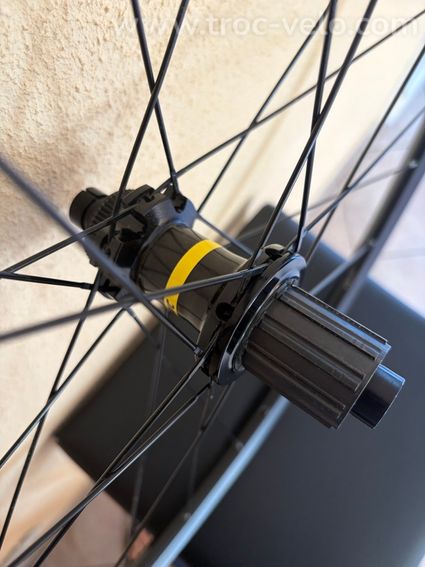 Paire de Mavic Aksium Disc - 3