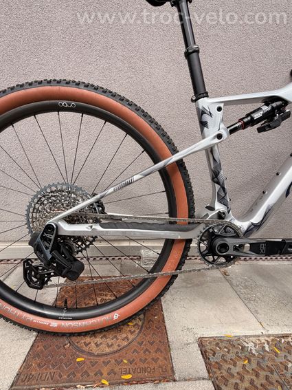 Orbea Oiz M team axs flight attendant - 2