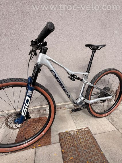 Orbea Oiz M team axs flight attendant - 8