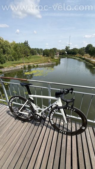Felt AR Advanced 2022 | Ultegra Di2 | Reynolds AR58 Carbone | T54 - 3