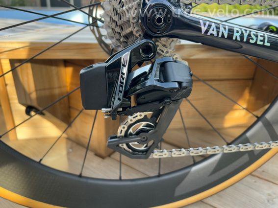 Van Rysel RCR-F Sram force  - 7