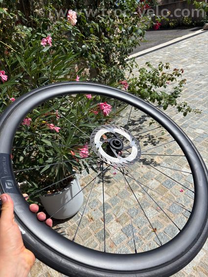 Paire de roues carbone Syncros Capital 1.0+ Cassette Ultegra 12v - 2